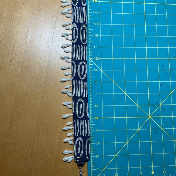 Upcycle’d silk men’s ties sexy choker with Bead trim - Picture 5 of 8